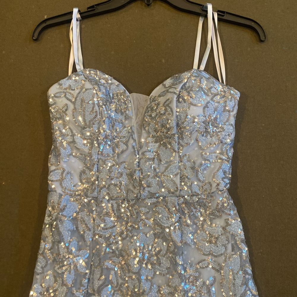 Elegant Light Blue Evening Dress - Picture 2 of 4